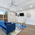 Resort Style Bywater Condo W Pool Gym & Parking!