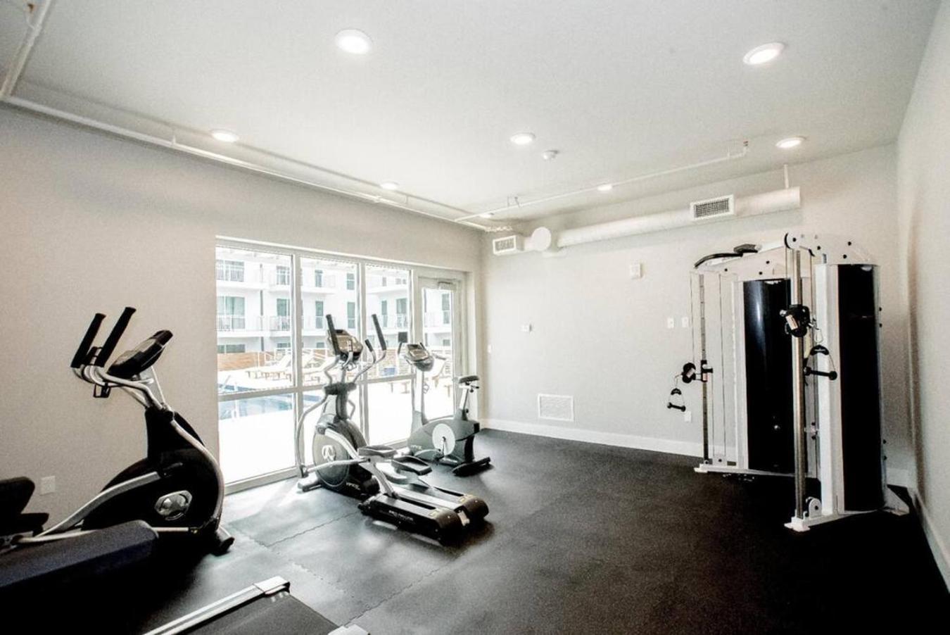 Style Bywater W Pool Gym & Parking! New Orleans